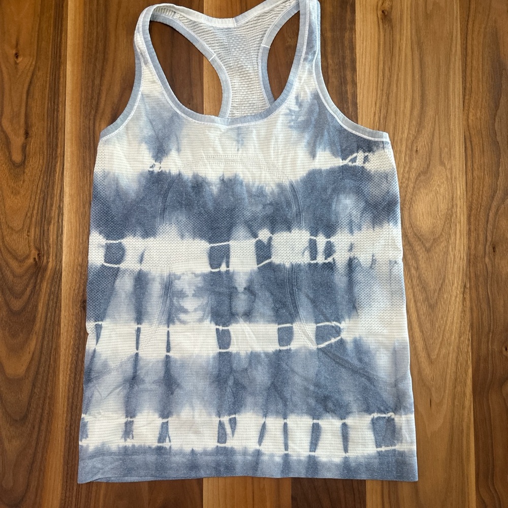 lululemon athletica Blue Tie-Dye Tank Top
